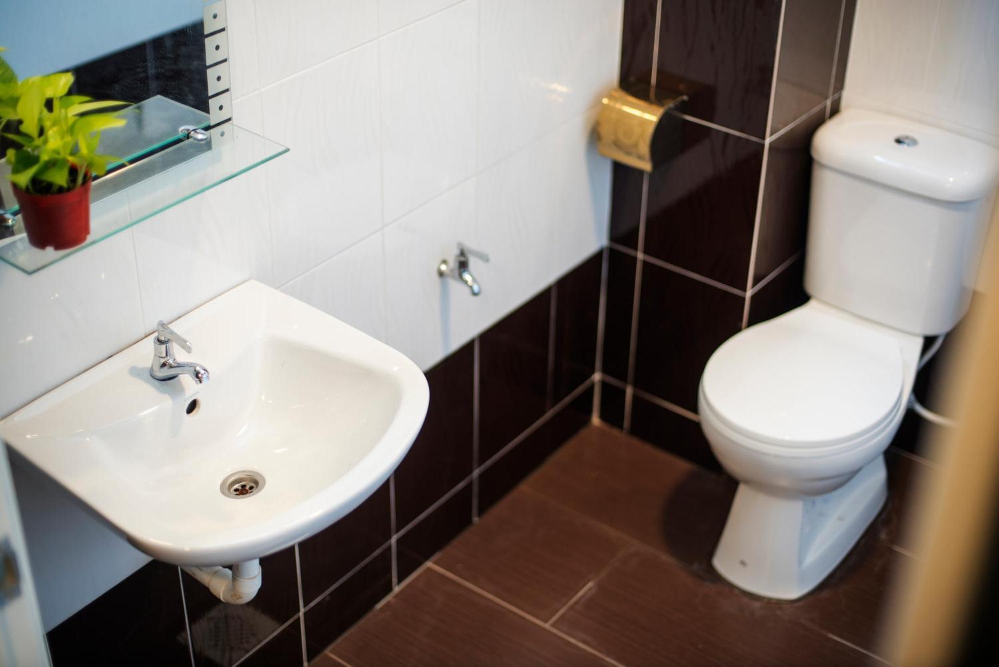 Hard Rock Vip Guest House Mersing Phòng bức ảnh